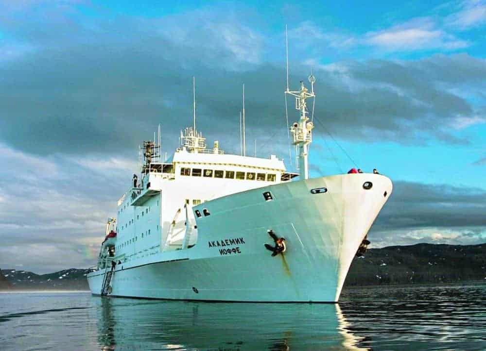 Investigators Probe Cruise Ship Incident